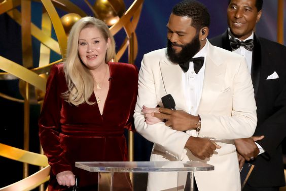 Christina Applegate and host Anthony Anderson speak onstage during the 75th Primetime Emmy Awards at Peacock Theater on January 15, 2024 in Los Angeles, California. 