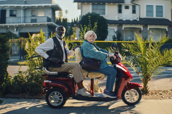 Richard Roundtree and June Squibb appear in Thelma